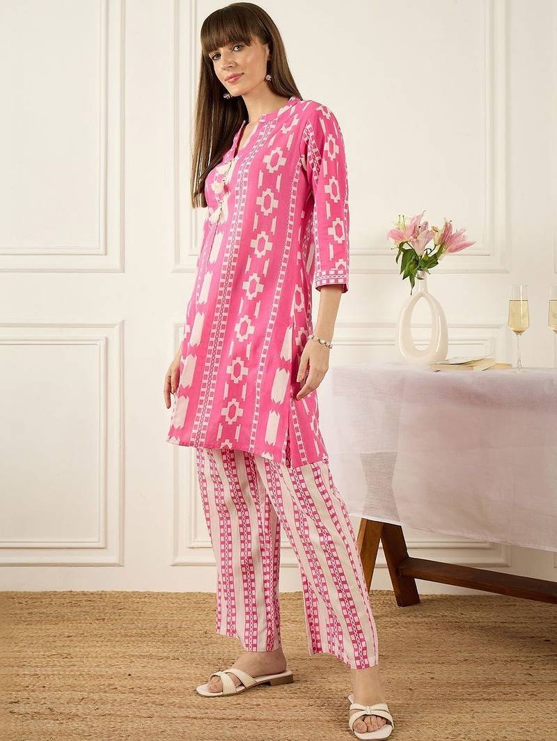 Women Printed Regular Pure Cotton Kurta with Trousers