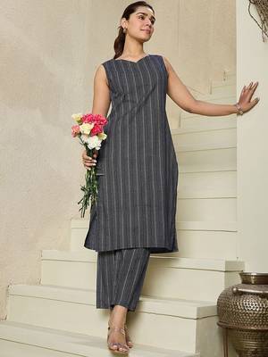Striped Regular Pure Cotton Kurta With Trousers 6
