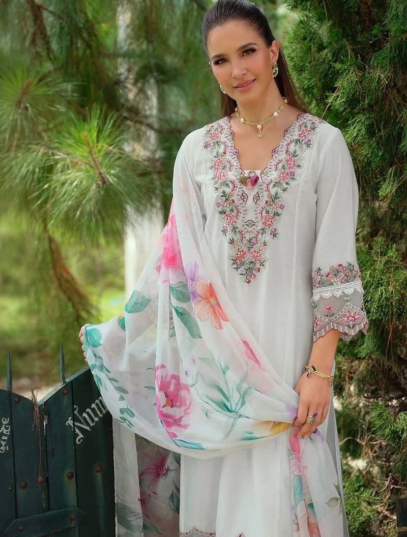Floral Yoke Design Notch Neck Thread Work A-Line Kurta & Dupatta with Trousers