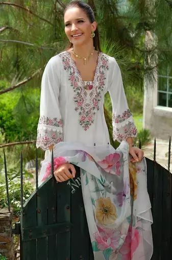 Floral Yoke Design Notch Neck Thread Work A-Line Kurta & Dupatta with Trousers