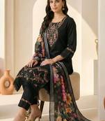 Women Ethnic Motifs Embroidered Regular Thread Work Pure Cotton Kurta with Trousers & With Dupatta