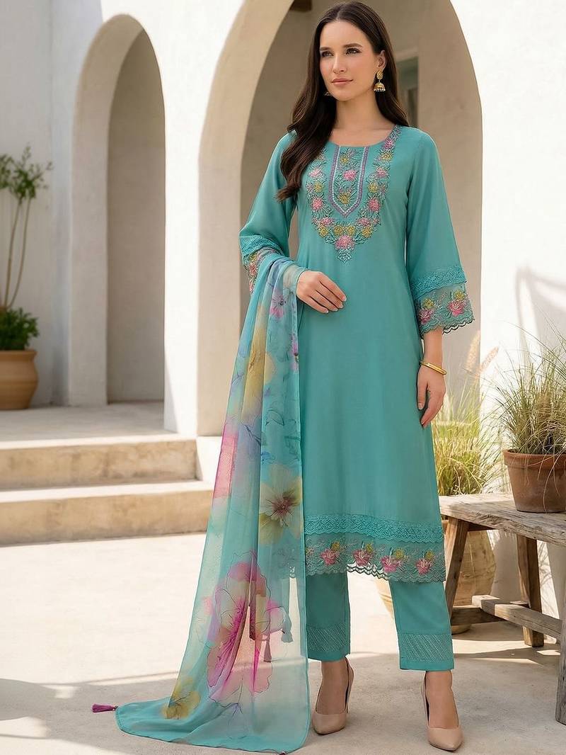 Women Floral Embroidered Regular Thread Work Kurta with Trousers & With Dupatta