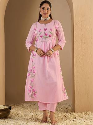 Women Floral Embroidered Panelled Thread Work Pure Cotton Kurta with Trousers & With Dupatta 2