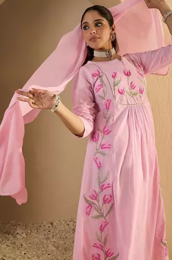 Women Floral Embroidered Panelled Thread Work Pure Cotton Kurta with Trousers & With Dupatta