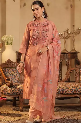 Women Floral Embroidered Regular Thread Work Chanderi Cotton Kurta with Trousers & With Dupatta