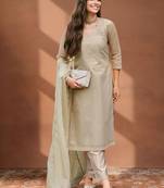 Women Ethnic Motifs Embroidered Regular Thread Work Kurta with Trousers & With Dupatta