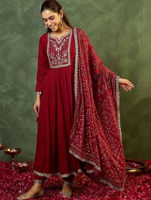 Women Ethnic Motifs Embroidered Panelled Thread Work Kurta with Trousers & With Dupatta 4