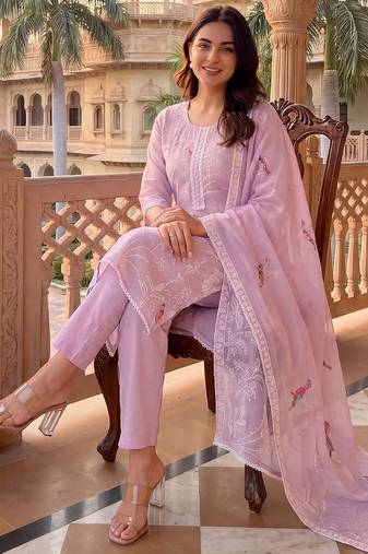 Women Ethnic Motifs Embroidered Regular Thread Work Kurta with Trousers & With Dupatta