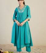Women Floral Embroidered Panelled Beads and Stones Pure Cotton Kurta with Trousers & With Dupatta