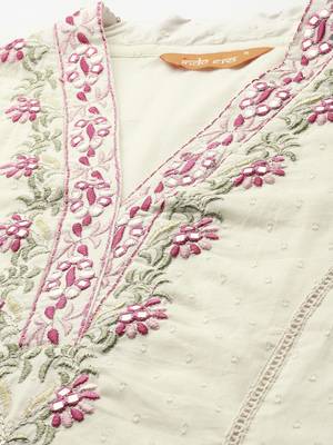 Floral Embroidered Pure Cotton Kurta with Trousers & Dupatta 3