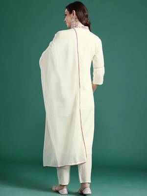 Floral Embroidered Pure Cotton Kurta with Trousers & Dupatta 7