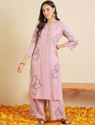 Women Floral Embroidered Regular Thread Work Kurta with Palazzos 1