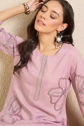 Women Floral Embroidered Regular Thread Work Kurta with Palazzos