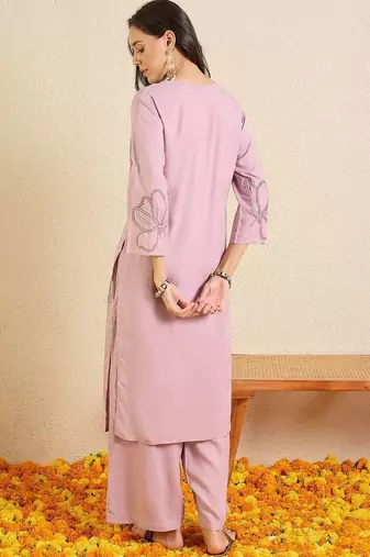 Women Floral Embroidered Regular Thread Work Kurta with Palazzos