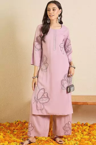 Women Floral Embroidered Regular Thread Work Kurta with Palazzos