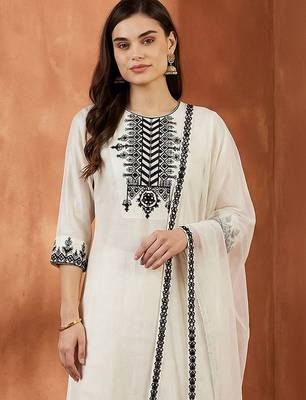 Women Ethnic Motifs Embroidered Regular Thread Work Kurta with Trousers & With Dupatta 1