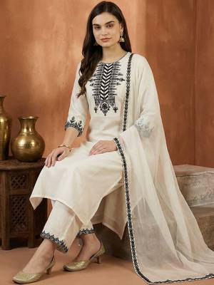 Women Ethnic Motifs Embroidered Regular Thread Work Kurta with Trousers & With Dupatta 2