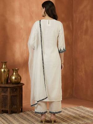 Women Ethnic Motifs Embroidered Regular Thread Work Kurta with Trousers & With Dupatta 6