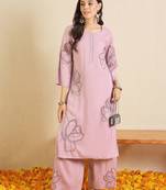 Women Floral Embroidered Regular Thread Work Kurta with Palazzos