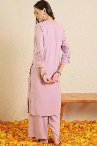 Women Floral Embroidered Regular Thread Work Kurta with Palazzos