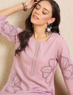 Women Floral Embroidered Regular Thread Work Kurta with Palazzos 6