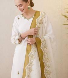 Ethnic Motifs Embroidered Sequinned Pure Cotton Kurta With Trousers & Dupatta