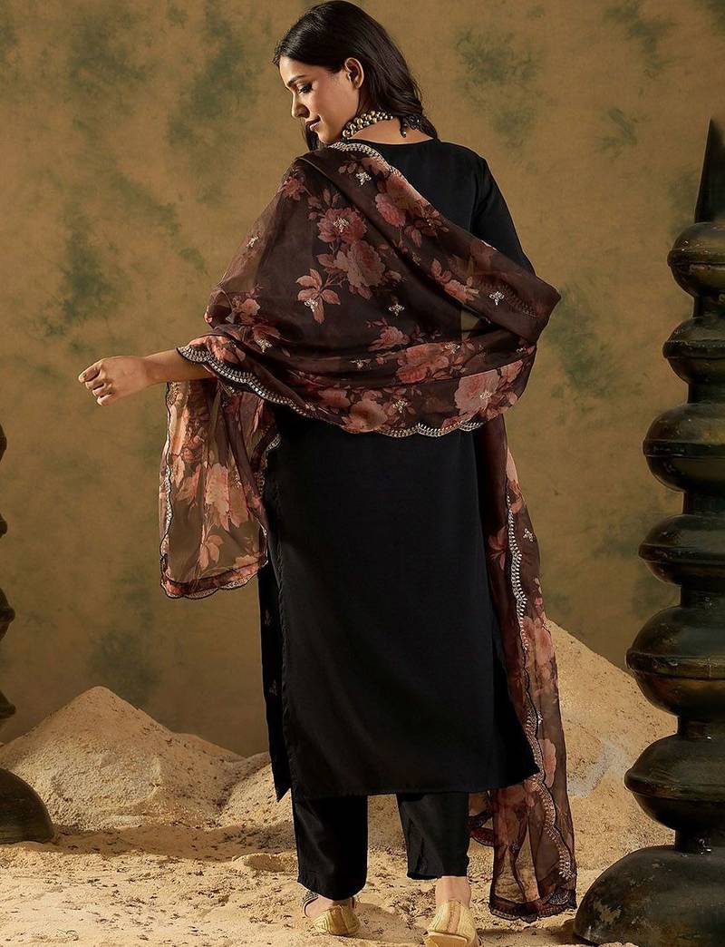 Ethnic Motifs Embroidered Kurta with Trousers & Dupatta