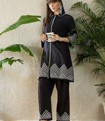 Women Ethnic Motifs Embroidered Regular Thread Work Pure Cotton Kurta with Trousers