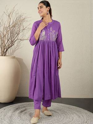 Floral Embroidered Empire Thread Work Pure Cotton Kurta With Trousers & Dupatta 5