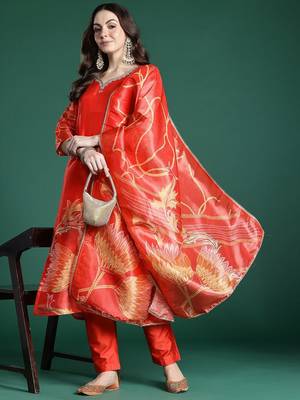 Floral Printed Sequinned Kurta with Trousers & Dupatta 1