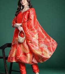 Floral Printed Sequinned Kurta with Trousers & Dupatta