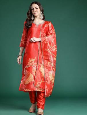 Floral Printed Sequinned Kurta with Trousers & Dupatta 5