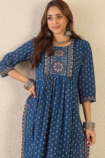 Women Ethnic Motifs Printed Panelled Pure Cotton Kurta with Trousers