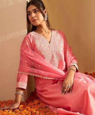 Floral Yoke Design Straight Sequinned Liva Kurta with Trousers & Dupatta 6