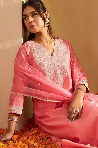 Floral Yoke Design Straight Sequinned Liva Kurta with Trousers & Dupatta