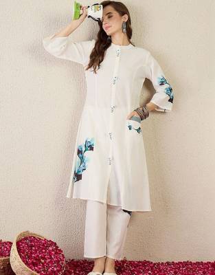 Women Floral Printed Regular Pure Cotton Kurta with Palazzos 3