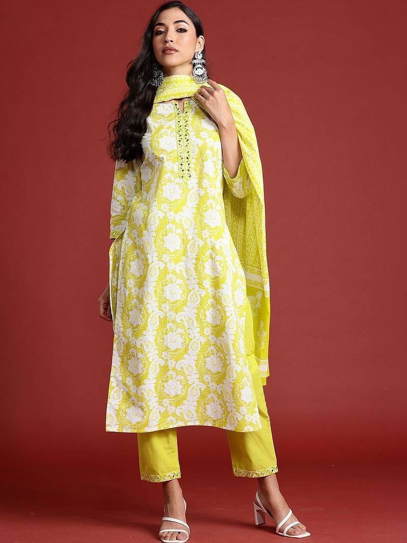 Women Floral Printed Regular Thread Work Pure Cotton Kurta with Trousers & With Dupatta