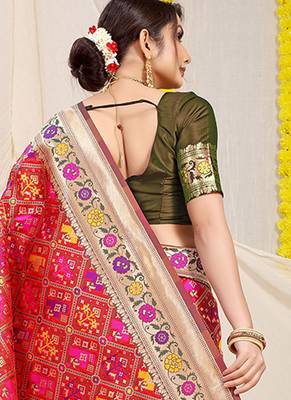 Red patola silk blend saree with blouse piece 2