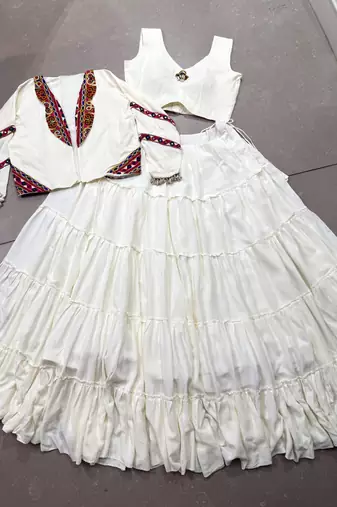 white Gamthi Mirror Work & Kodi Lace Chaniya Choli