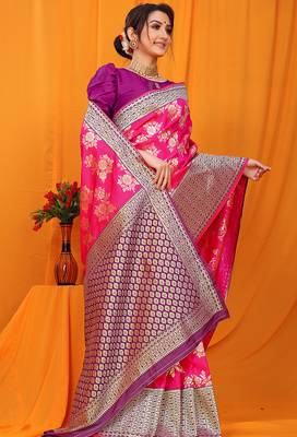 Rani pink banarasi silk blend saree with pink zari woven border 2
