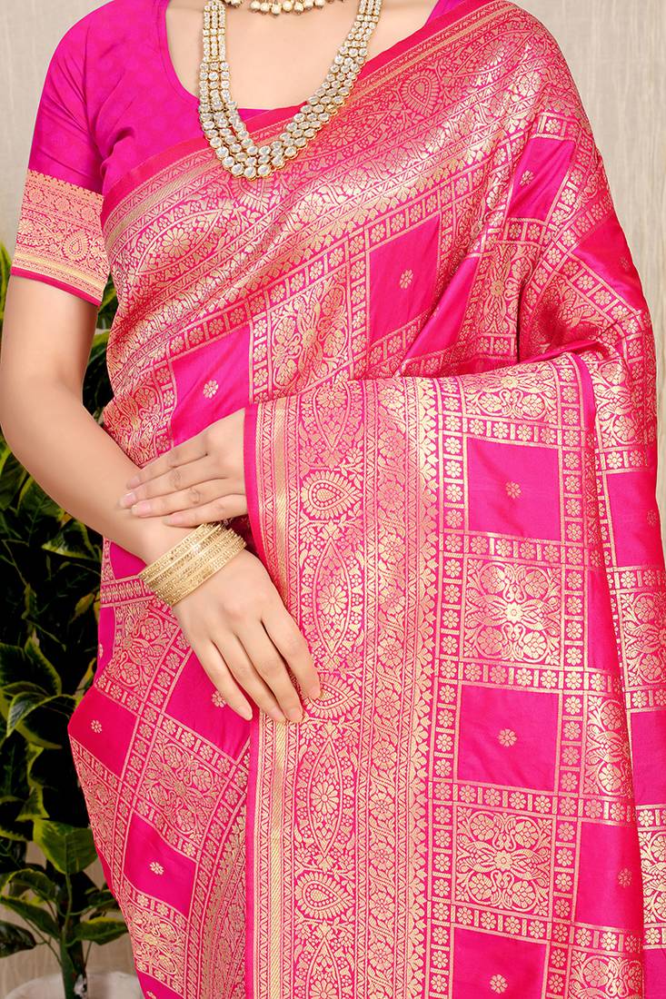 Rani pink banarasi silk blend saree with zari checkered weave