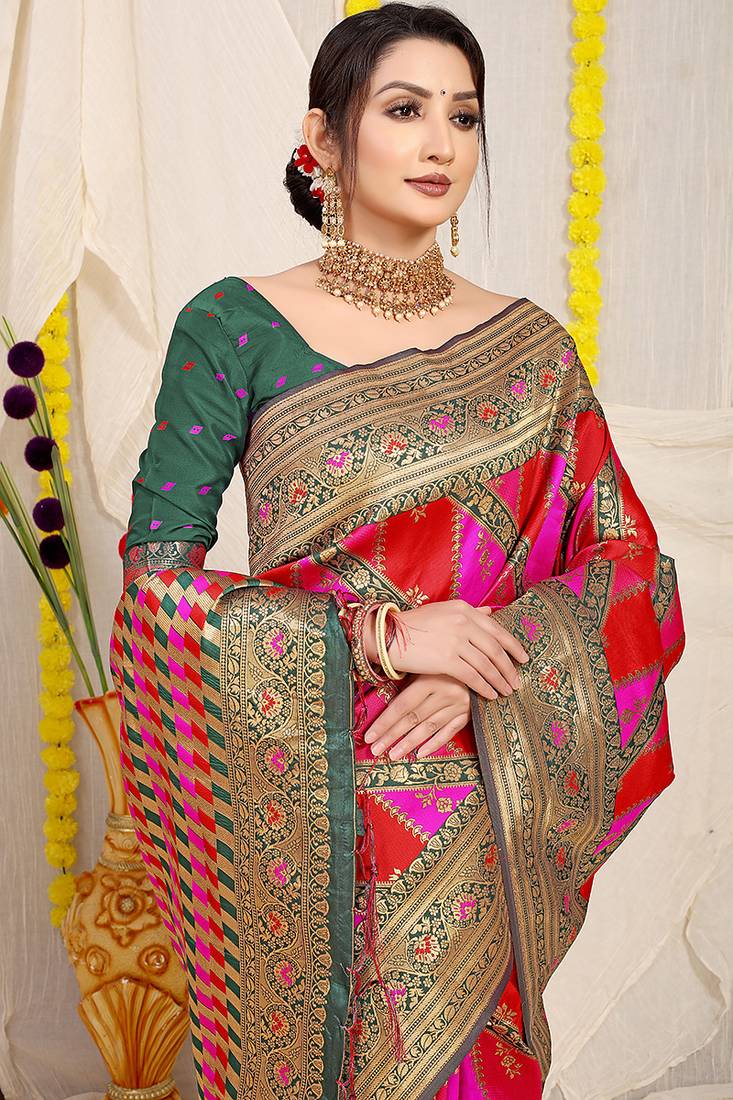 Rani pink & red patola silk blend saree with dark green zari border