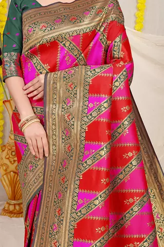 Rani pink & red patola silk blend saree with dark green zari border