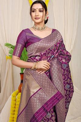 Wine purple banarasi silk blend saree with all-over floral jaal 3