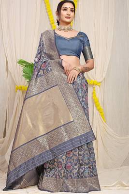 Steel grey banarasi silk blend saree with all-over floral jaal 2