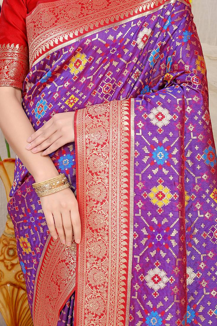 Purple patola silk blend zari woven saree with blouse piece