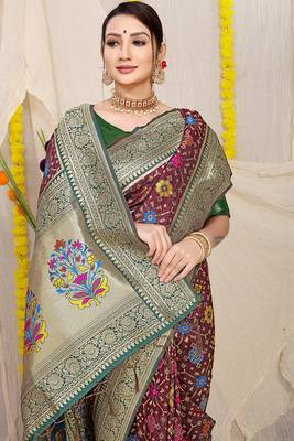 Maroon patola silk blend zari woven saree with blouse piece 3