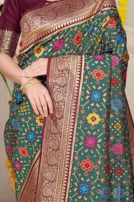 Bottle green patola silk blend zari woven saree with blouse piece 4