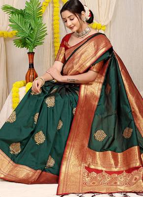 Bottle green silk blend kanjivaram saree with red zari border 3