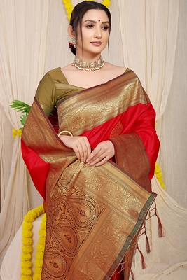Red silk blend kanjivaram saree with olive green zari border 3